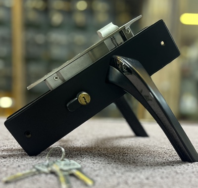 HANDLE DOOR LOCK 326 BK/SBN