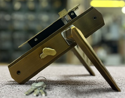 HANDLE DOOR LOCK L781 MACF/CP