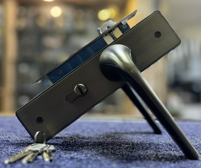 HANDLE DOOR LOCK 0061 MAB/BK