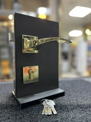 HANDLE DOOR LOCK PVD 406