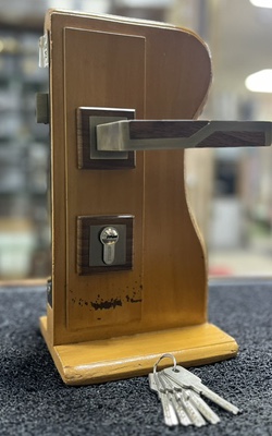 HANDLE DOOR LOCK 76601 AB